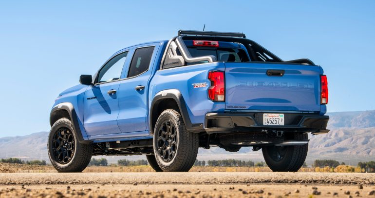تجربة شيفروليه كولورادو 2026 Trail Boss Midnight Edition