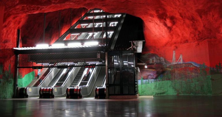 بالصور: أروع محطات المترو التي تجعلك عاشقا للانتظار