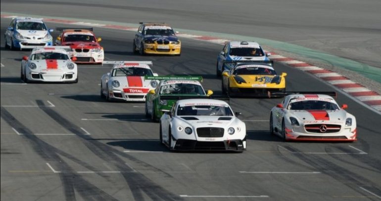 السباق الوطني لدولة الإمارات” على حلبة دبي أوتودروم
