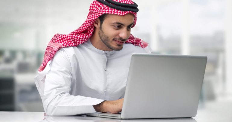 شراء السيارات عبر الانترنت.. عملية محظورة في السعودية !