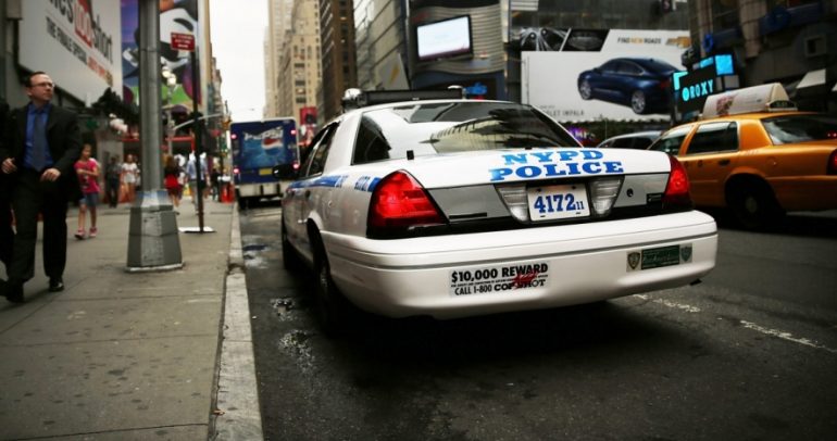 سيارات الشرطة تجتاح معرض نيويورك للسيارات