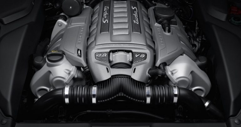 بورشه تكشف النقاب عن محرك V8 Twin Turbo