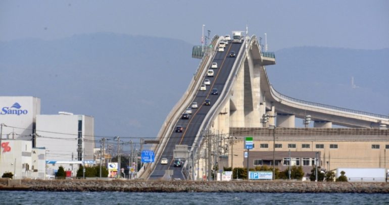 هذا الجسر المرعب في اليابان ليس سيئا كما يبدو!