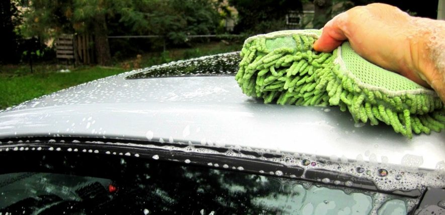 تجنب الأخطاء التالية أثناء غسيل السيارات