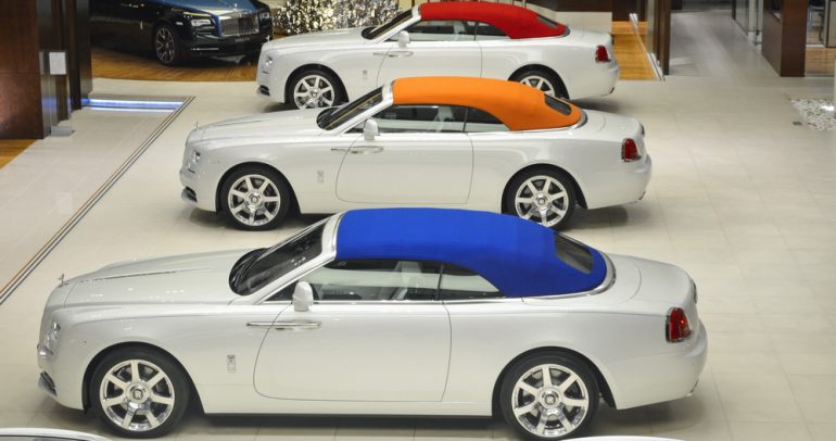 أجمل سيارات رولز رويس المعدلة بحسب الطلب في أبو ظبي