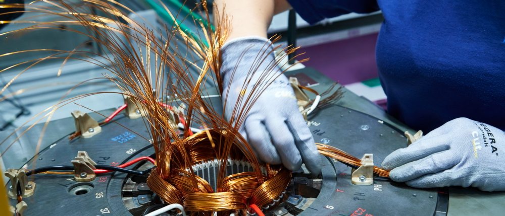 جولة مع شركة بي ام دبليو داخل مصنع دينغولفينغ المميز 3