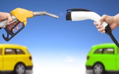 ما علاقة السيارات الكهربائية بانخفاض الطلب العالمي على النفط ؟