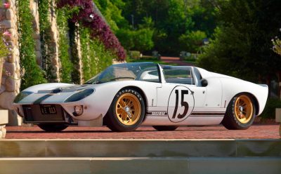 فورد GT 40 رودستر