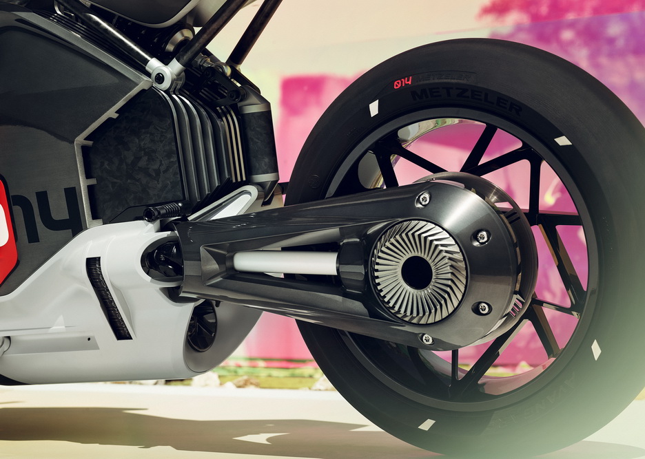 دراجة بي ام دبليو Motorrad Vision DC رودستر المستقبلية