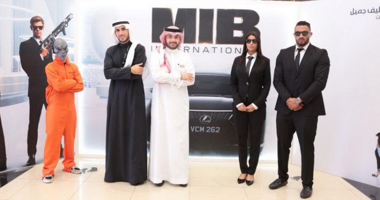 لكزس السعودية تنظم أول عرض سينمائيPremiere  في المملكة
