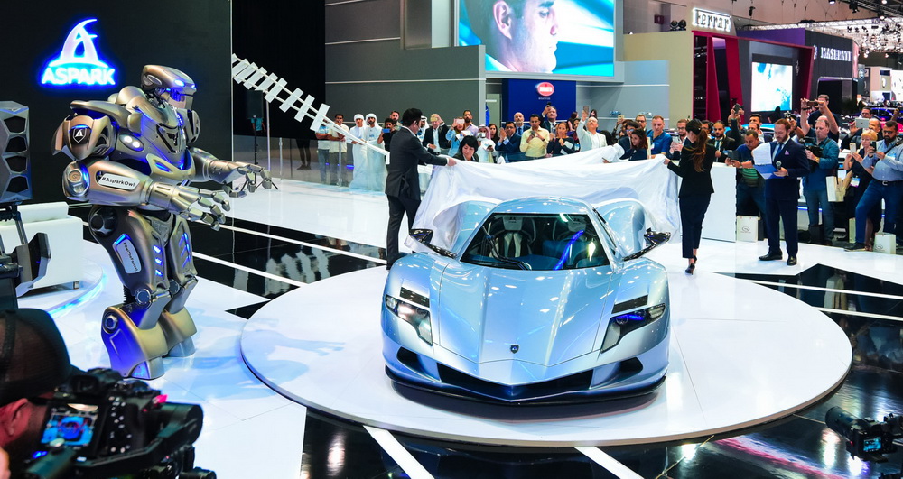 المركبات الكهربائية تتصدر معرض دبي الدولي للسيارات 2019