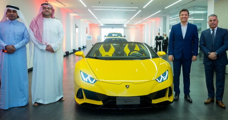 لامبورغيني السعودية تدشن طراز هوراكان ايفو 2020 الجديد