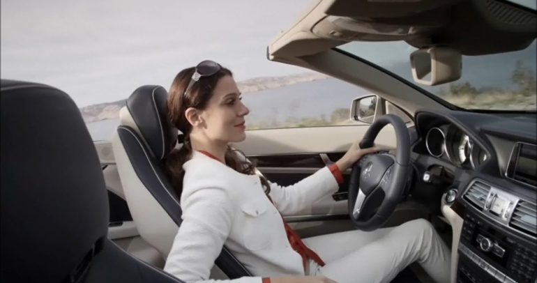 دراسة: النساء أفضل من الرجال في قيادة السيارات