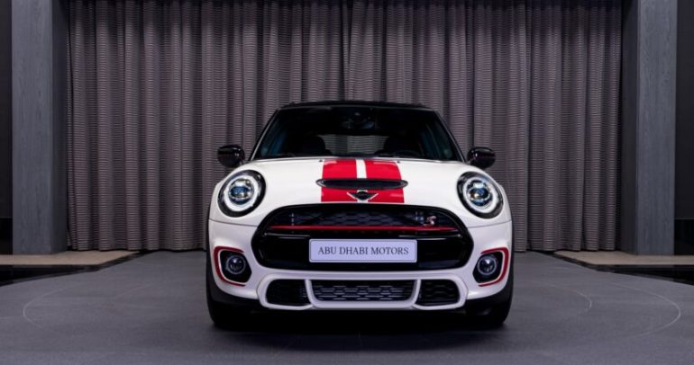 أبوظبي موتورز تقدم نسخة خاصة من MINI Cooper S GTS