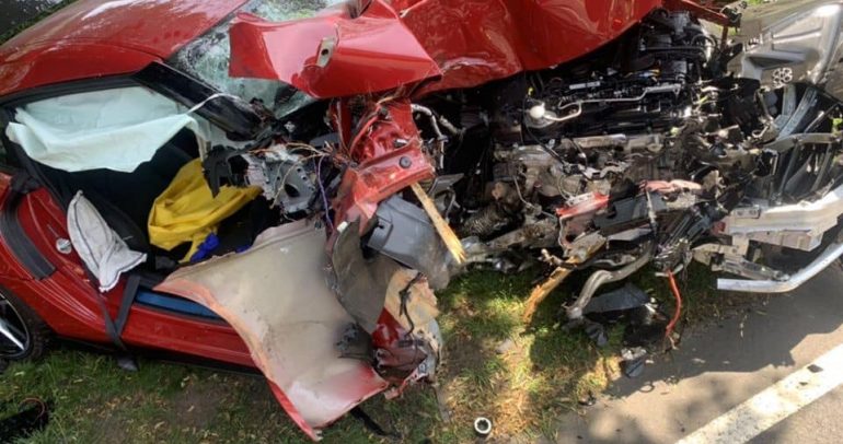 حطّم سيارة تويوتا سوبرا أثناء اختبار القيادة قبل شرائها