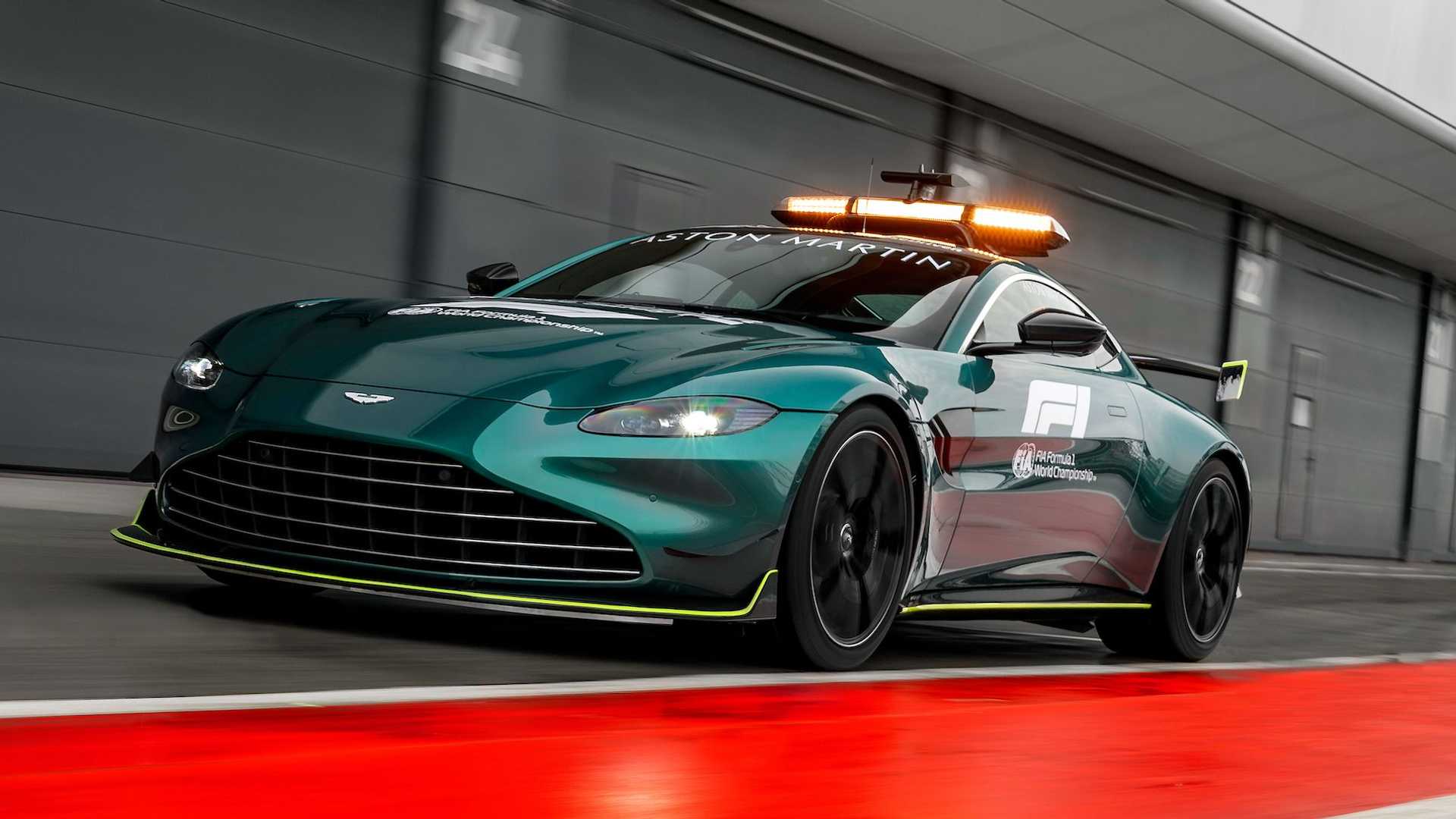 official-formula-1-aston-martin-safety-and-medical-cars-9.jpg