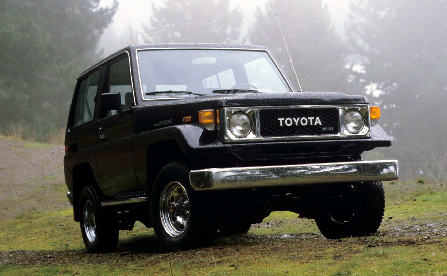 a-look-at-the-iconic-70-series-land-cruiser-the-most-reliable-toyota-ever-built_4.jpg