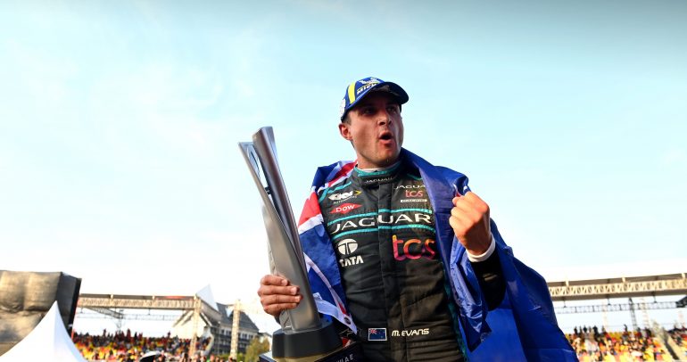 ميتش إيفانز يفوز بسباق جائزة جاكرتا للفورمولا إي بجولتها التاسعة في بطولة إيه بي بي