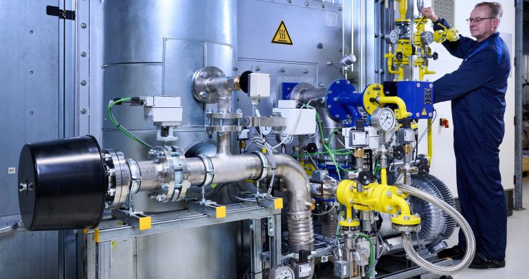 مصنع مجموعة BMW في لايبزيغ يستعد لاستخدام الهيدروجين الأخضر بدلاً من الغاز الطبيعي