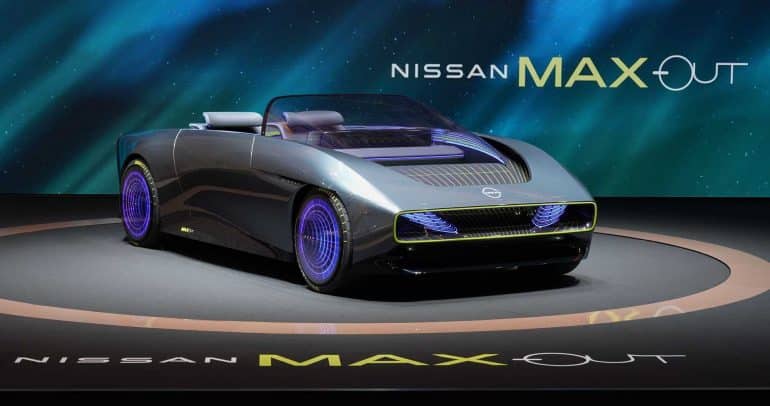 العرض العالمي الأول لسيارة نيسان “ماكس آوت” المكشوفة الكهربائية كليًا