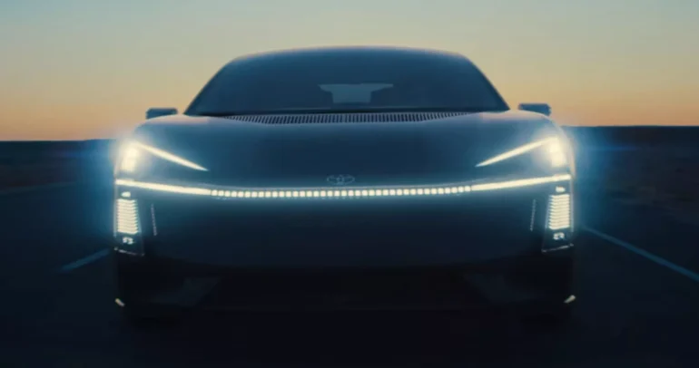 تويوتا كورولا الجديدة كلياً… مفهوم ثوري يُعيد تعريف السيارة الأكثر مبيعاً في العالم