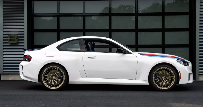 بي إم دبليو تكشف عن M2 Turbo Design Edition بإطلالة كلاسيكية وسعر مرتفع دون زيادة في القوة