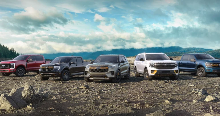 فورد إكسبلورر تريمور 2026: اختيار واحد يحوّلها إلى وحش طرق وعرة بقوة 400 حصان!