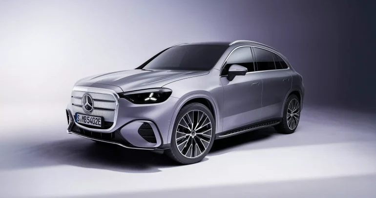 مرسيدس تتخلى عن تصميم “الفقاعة” في سياراتها الكهربائية وتتبنّى هوية أكثر انسجاماً مع سياراتها التقليدية