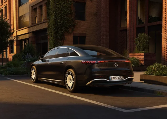 2026-Mercedes-EQS-New-5-2048x1152