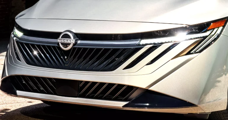 نيسان قد تصنع سيارات هجينة لمنافسيها الكبار!
