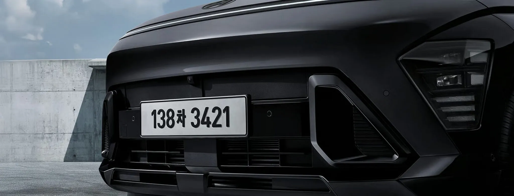 2027-Hyundai-Kona-Black-Korea-5-2048x780