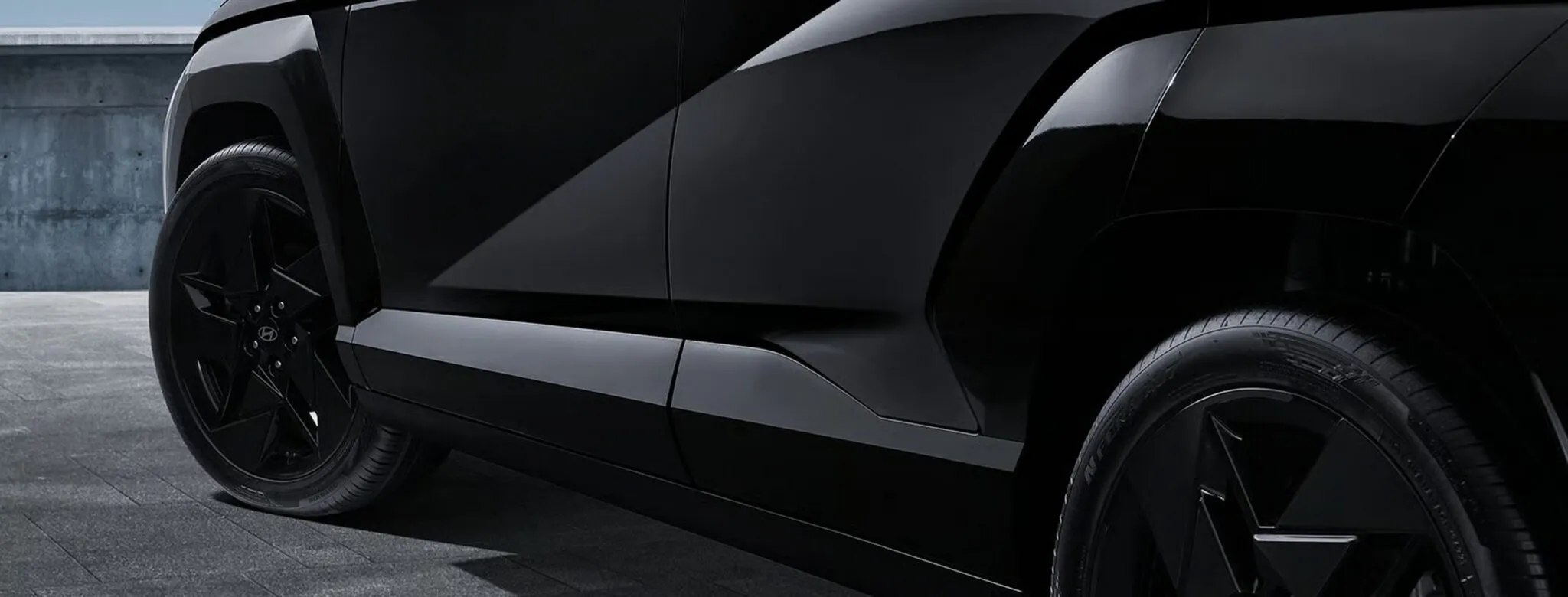 2027-Hyundai-Kona-Black-Korea-6-2048x780