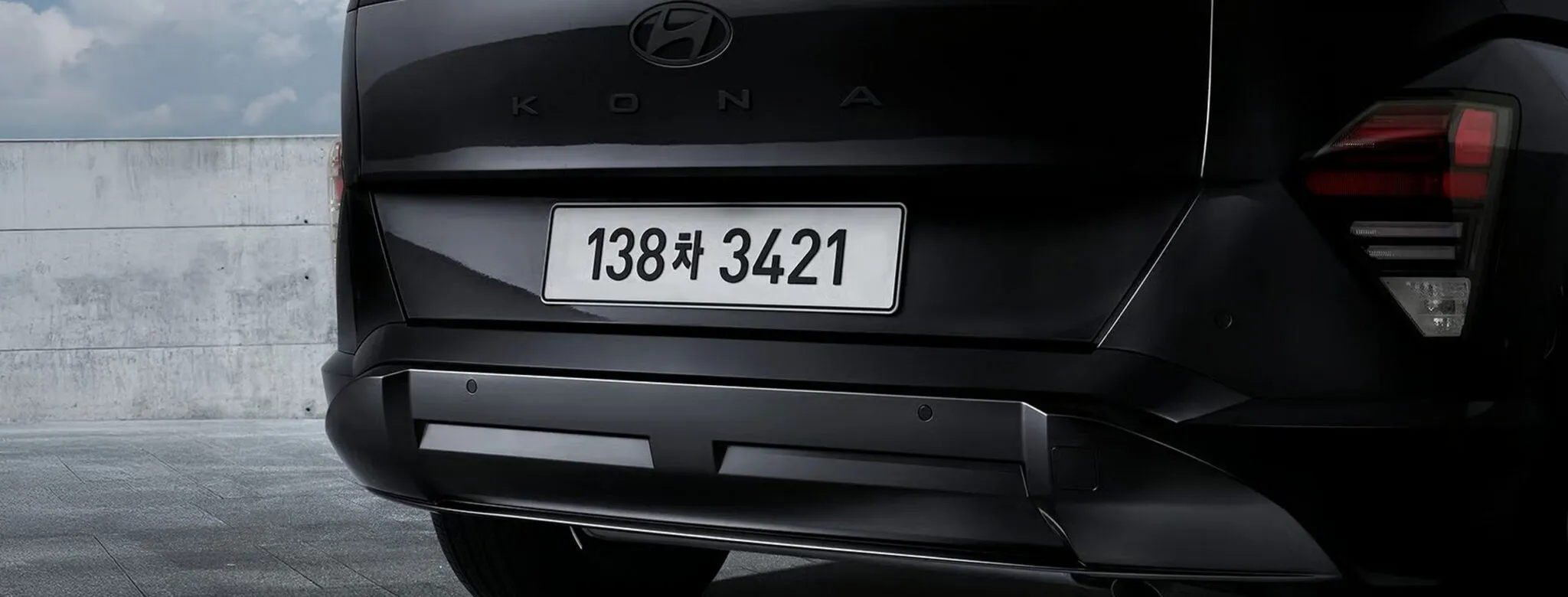 2027-Hyundai-Kona-Black-Korea-7-2048x780