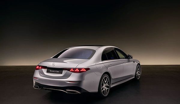 2027-Mercedes-S-Class-40-2048x1366 2027 Mercedes-Benz S-Class First Look