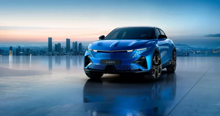 Alpine A390: فاستباك كهربائية رياضية تجمع بين الأداء العملي والجاذبية الفرنسية