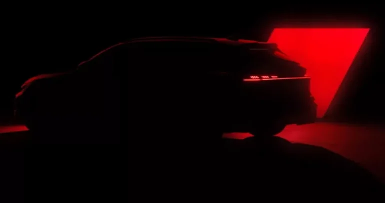 Audi تستعد للكشف عن RS5 سيدان وAvant بجيل جديد