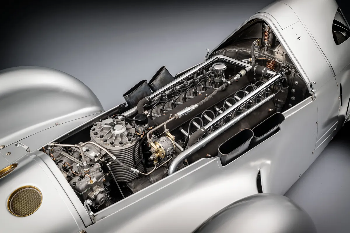 Audi Lucca V16