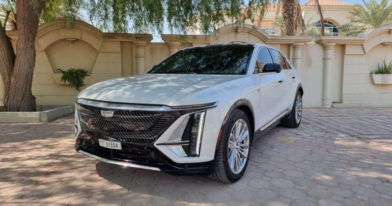 كاديلاك ترتقي بتجربة الفخامة والأداء عبر CT5 المحدَّثة وLyriq الكهربائية في الشرق الأوسط