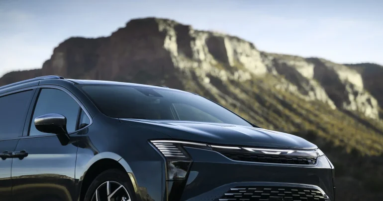 كرايسلر تعيد تموضع Pacifica… تركيز أوضح على الهوية العائلية