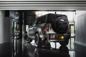 Land Rover Defender Mods