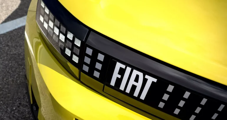 Stellantis تواجه أزمة حادة: تراجع المبيعات وتوقف الإنتاج في عدة مصانع أوروبية