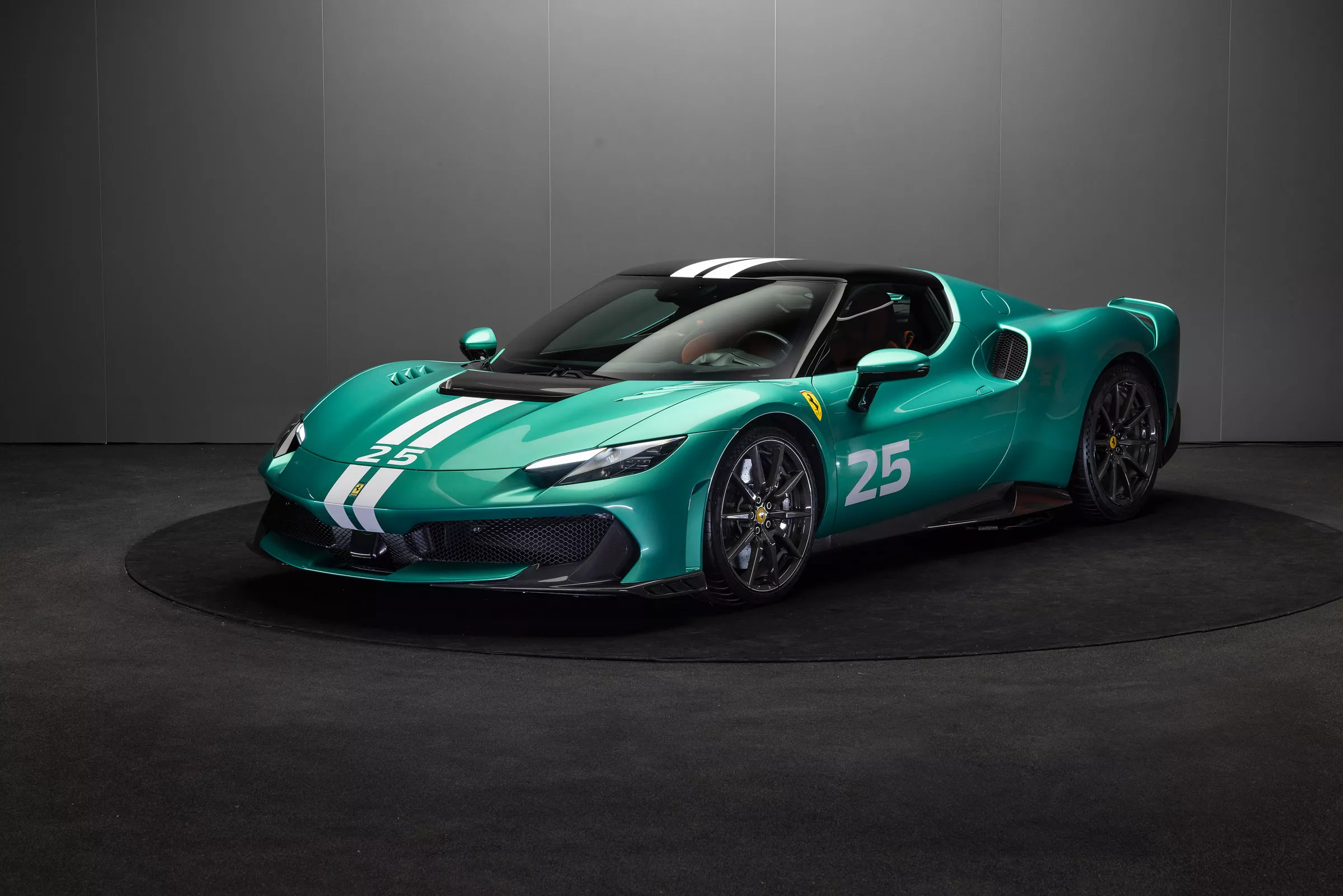 فيراري 296 سبشيالي V6
