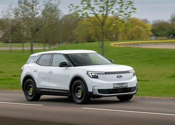 Ford-Explorer-Van-EV-Europe-13