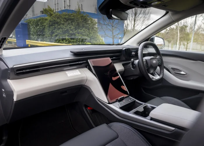 Ford-Explorer-Van-EV-Europe-4