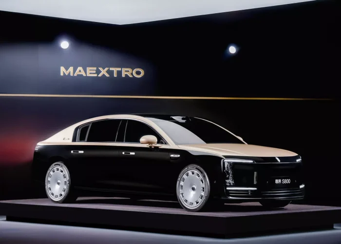 Huawei-Maextro-S800-b019-2048x1366