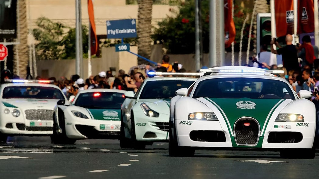 Top 5 Dubai police fastest cars