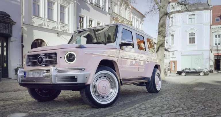 G-Class pink