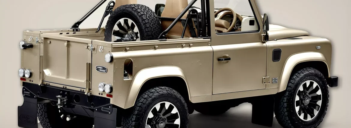 لاند روفر تُعيد إحياء ديفندر V8