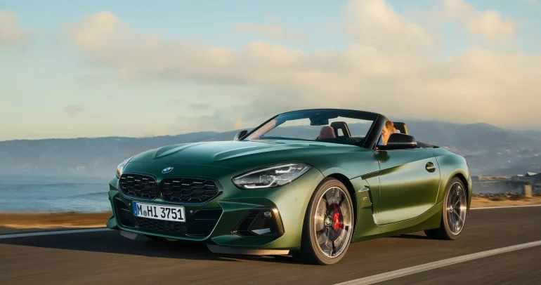 الطلب القوي على ناقل الحركة اليدوي يُنقذ BMW Z4 وGR سوبرا مؤقتاً… استمرار الإنتاج حتى 2026