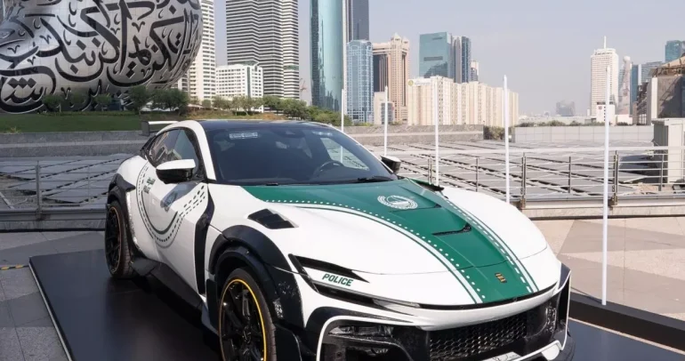 فيراري بوروسانغوي مانسوري تنضم إلى أسطول شرطة دبي بمظهر صادم